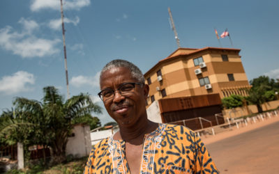 “Ninguém pode amar o que não conhece” – Entrevista ao escritor guineense, Abdulai Silá