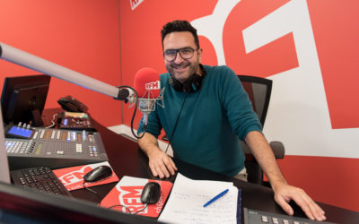 Mudar vidas, ao microfone e no apoio a causas sociais