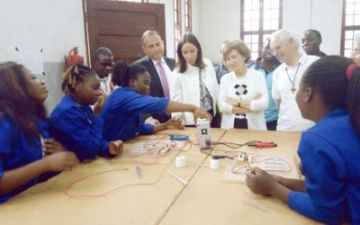 Secretária de Estado dos Negócios Estrangeiros visita projeto da FEC em Moçambique
