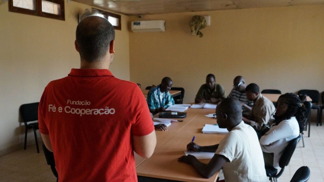 Termina o curso de língua portuguesa para técnicos do Ministério da Educação da Guiné-Bissau