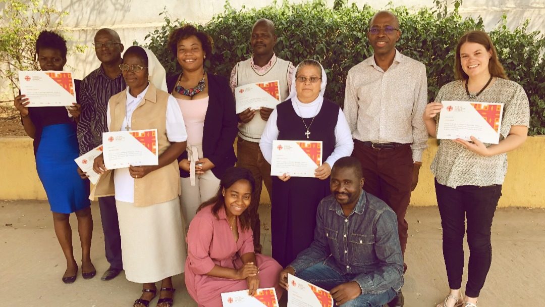 Colaboradores da Caritas de Angola recebem certificados da Formação em Comunicação Organizacional