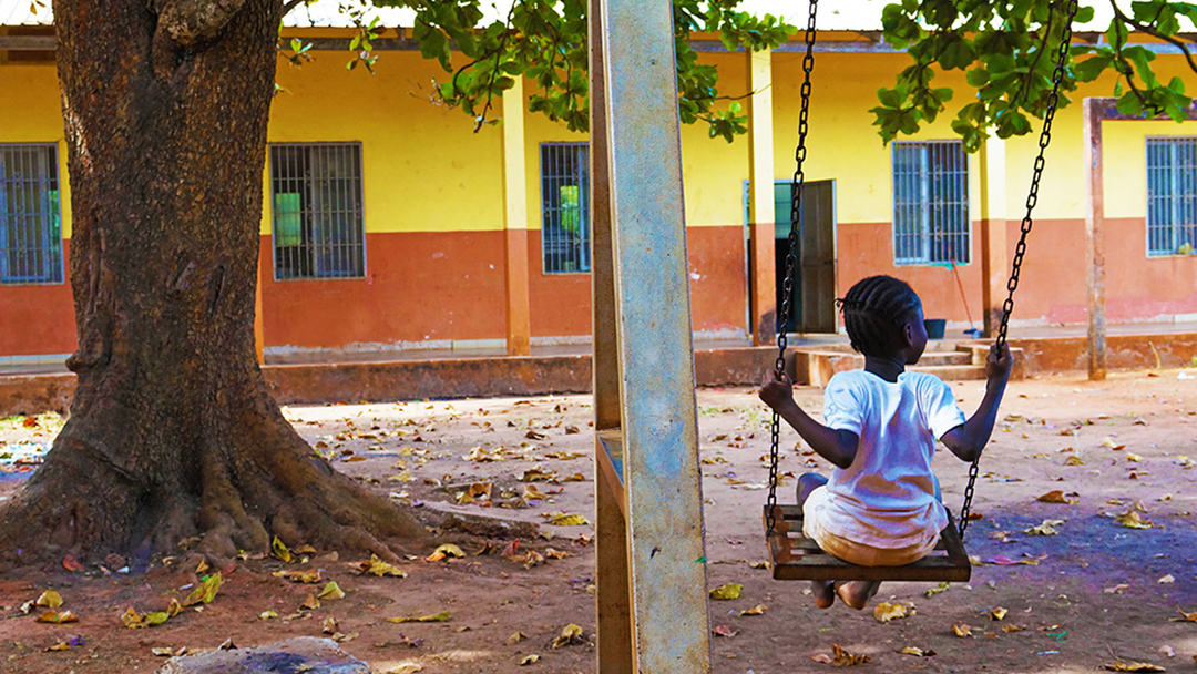 Educação mais inclusiva para melhor cuidar das crianças na Guiné-Bissau