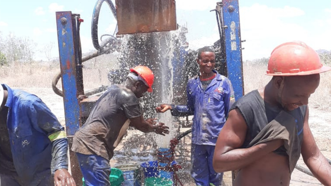 Fontanária em Namparwane aumenta a qualidade de vida da população
