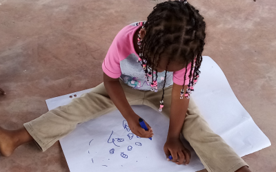 Baús Pedagógicos Equipam Jardins de Infância na Beira