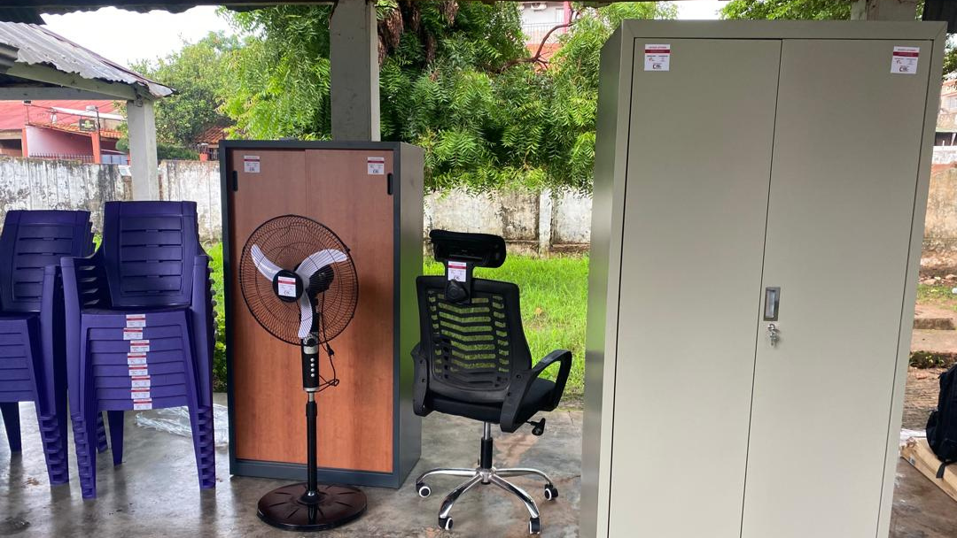 Guiné-Bissau: Jovens Leitores entrega material à Rede dos Educadores e Pedagogia Inclusiva