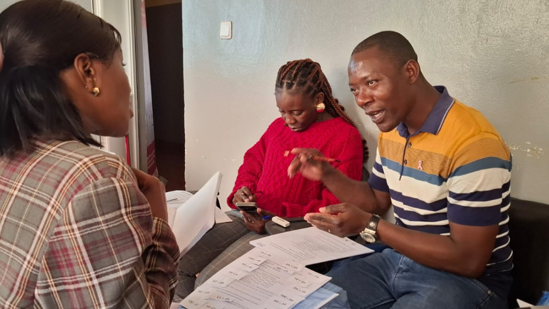 Professores no Namibe em formação sobre didáticas de Língua Portuguesa e de Matemática no Ensino Primário