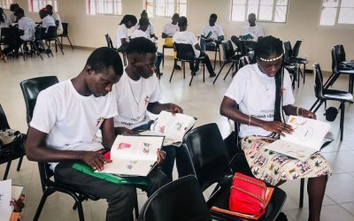 Workshops de exploração literária promovem jovens leitores na Guiné-Bissau